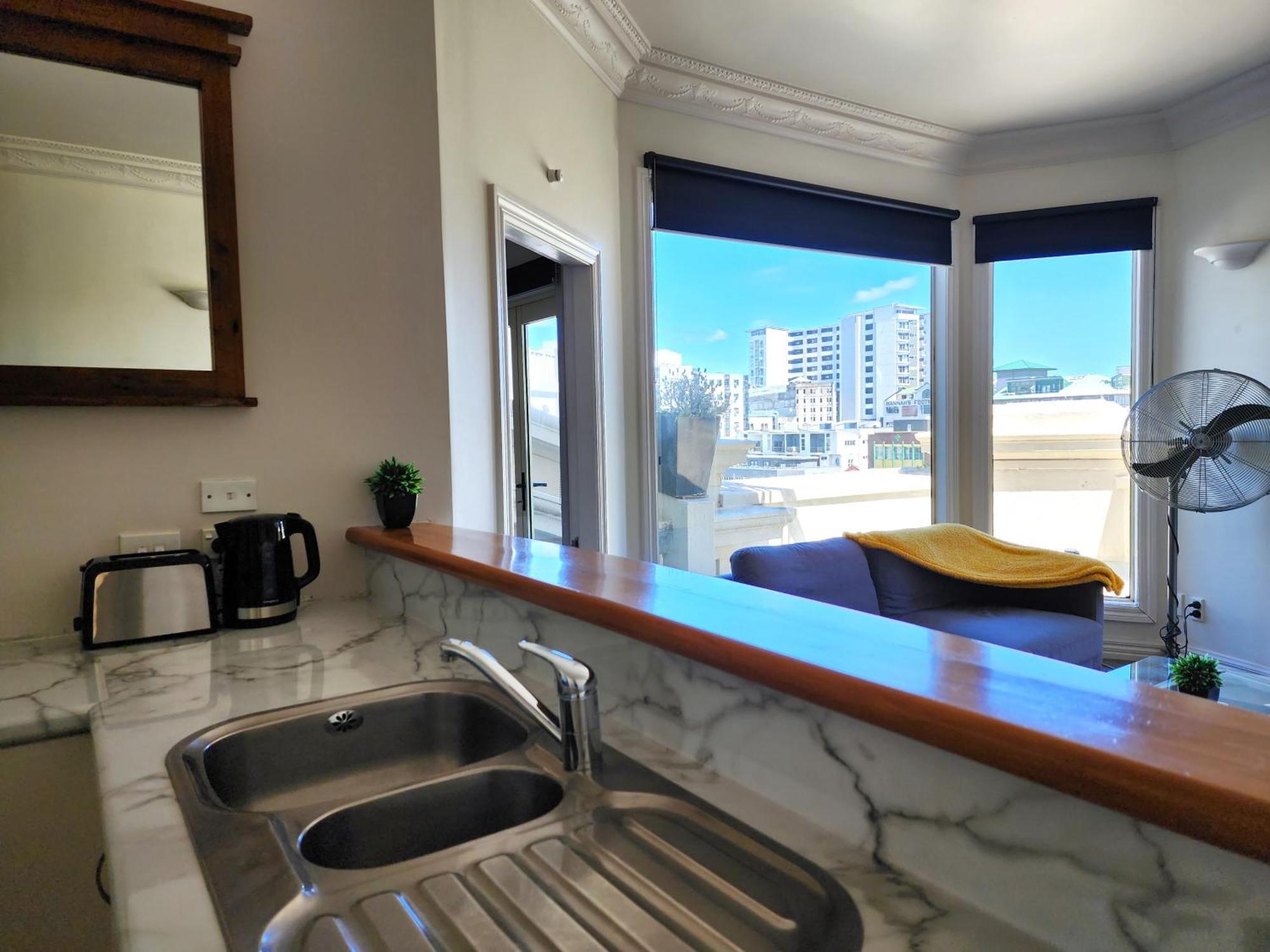 U Suites On Manners Уелингтън Екстериор снимка