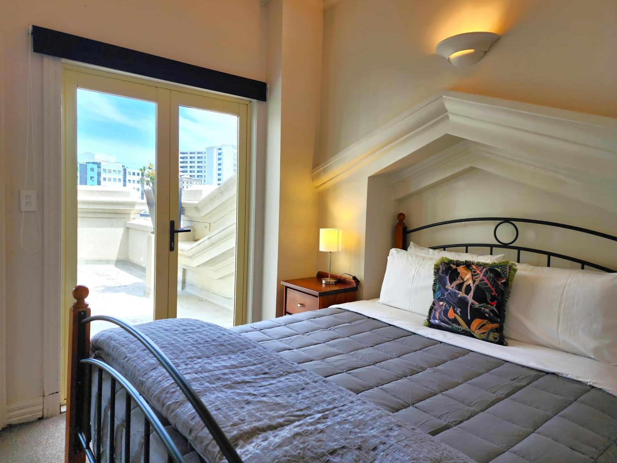 U Suites On Manners Уелингтън Екстериор снимка
